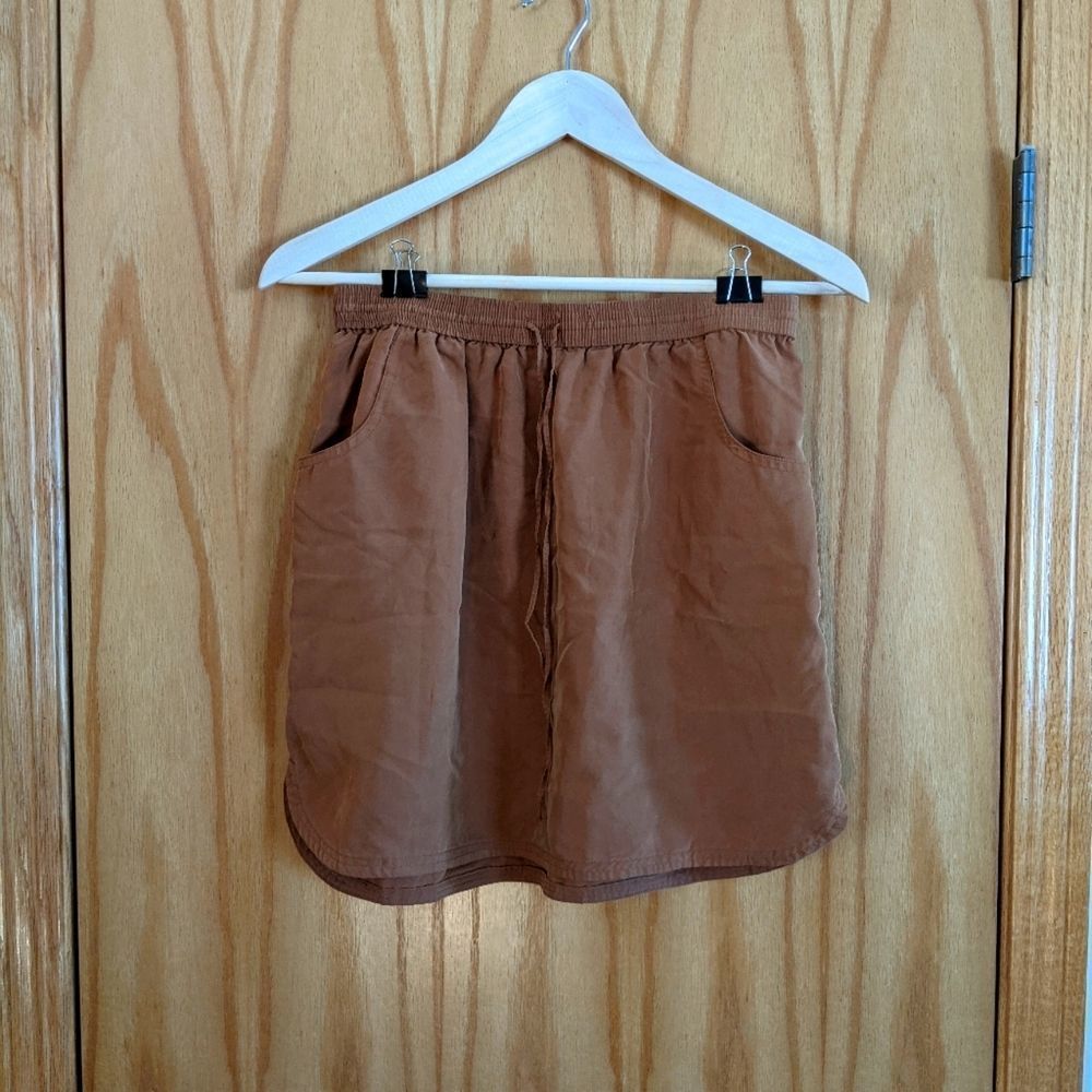 Silence and noise mini skirt sz. Medium